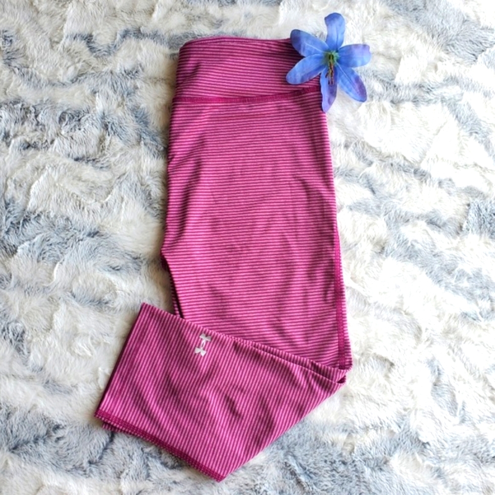 UA Compression Crops
